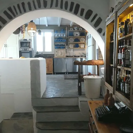 펜션 Unique Traditional Stone House *