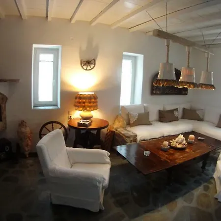 Unique Traditional Stone House Feriehus